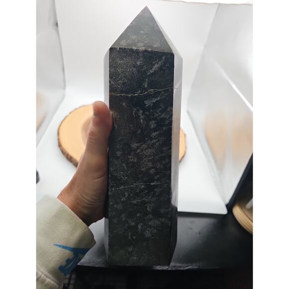 8.23lb Arfvedsonite Garnet Blue Flashes Crystal Point Tower Polished - Picture 12 of 13